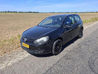 Damaged car Volkswagen Golf 1.4 16V 2009/4
