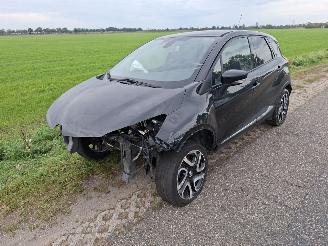 Sloopauto Renault Captur R 2017/4