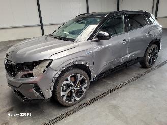 skadebil auto Renault Austral 1.2 E-Tech 147-KW Automaat Esprit Alpine 2024/6