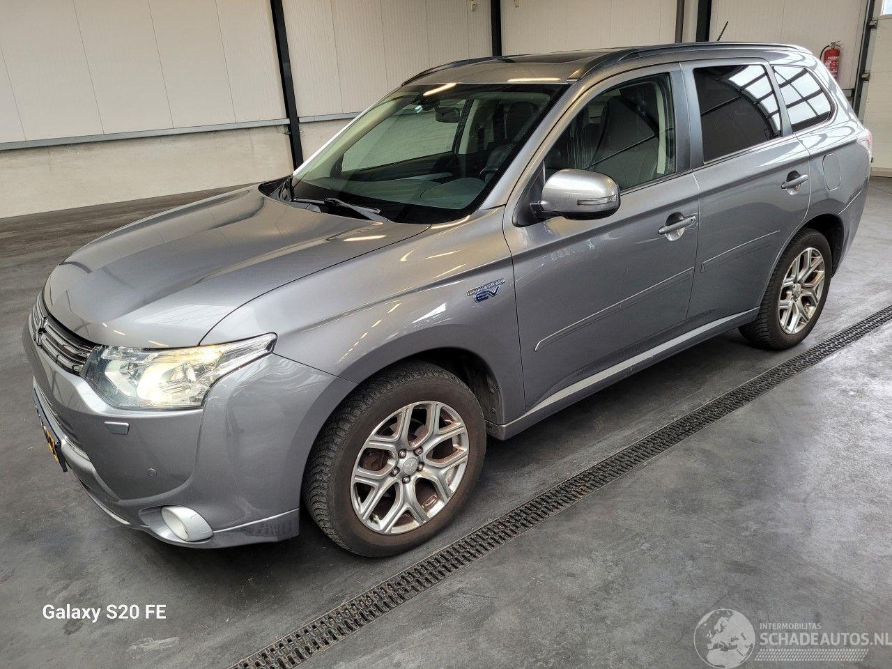 Mitsubishi Outlander 2.0 PHEV 89-KW Automaat Instyle 4-WD