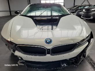 BMW i8 Coupe e-Drive 275-KW Automaat X-Drive picture 8