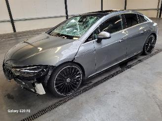 Coche accidentado Mercedes EQE 350+ 215-KW Automaat AMG Panoramadak 2023/4