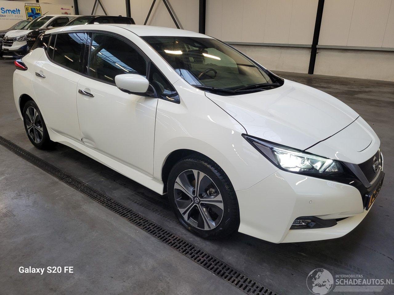 Nissan Leaf 160-KW 62kwh Automaat 5drs N-Connecta