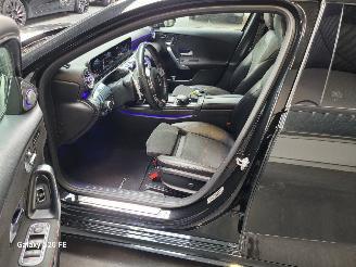 Mercedes A-klasse 180d Limo 85-KW Automaat AMG Panoramadak picture 19