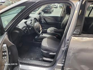 Citroën Grand C4 SpaceTourer 1.2 PureTech 96-KW Automaat 7-Persoons picture 17