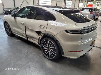 Porsche Cayenne Coupe 3.0 S e-Hybrid 346-KW Automaat picture 3