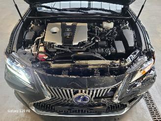 Lexus ES 300h Hybrid 2.5 131-KW Automaat picture 9