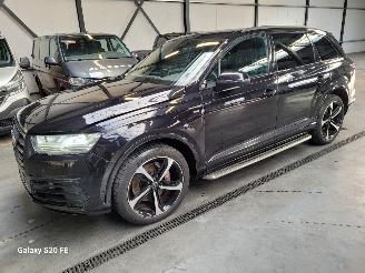 Vaurioauto  passenger cars Audi Q7 3.0 TDi 272-PK Automaat Quattro S-Line 7-Persoons 2019/3