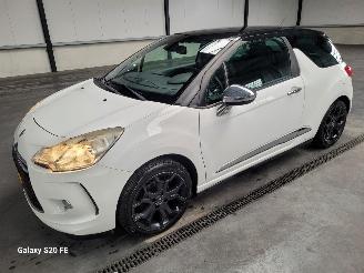 Unfallwagen Citroën DS3 1.6 e-HDi 68-KW 3drs So Chic 2021/9