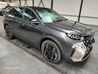 Unfallwagen Peugeot 3008 Plug-In-Hybrid 1.6 143-KW Automaat GT-Line 2025/9