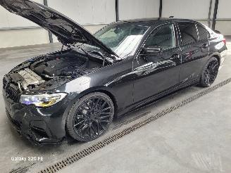 damaged passenger cars BMW 3-serie 320i Limo 135-KW Automaat M-SPORT 2019/3