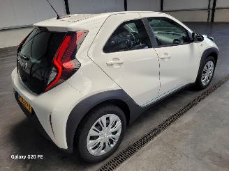Toyota Aygo X 1.0 VVT-i 53-KW 5-Bak Play 5drs Airco picture 2