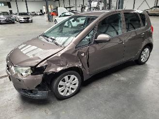 Mitsubishi Colt 1.3 70-KW Automaat 5drs Edition Two picture 3