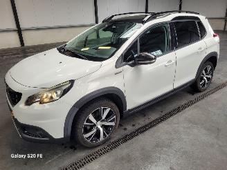 Damaged car Peugeot 2008 BLUE 1.5 HDi 55-KW GT-Line Panoramadak 2017/6