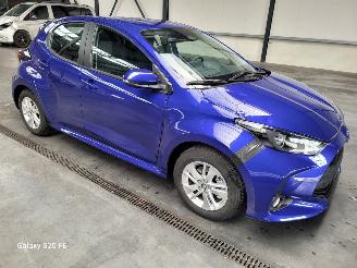 Voiture accidenté Toyota Yaris Hybrid 1.5 68-KW Automaat 5drs 2026/2