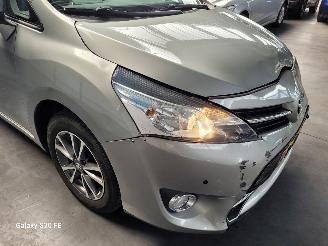 Toyota Verso 1.8 VVT-i 108-KW 6-Bak Business Panoramadak picture 4