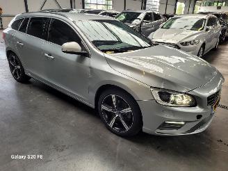 Volvo V-60 1.5 T3 112-KW Automaat R-DESIGN picture 4