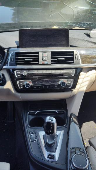 BMW 3-serie 330e Centrennial High Executive picture 9