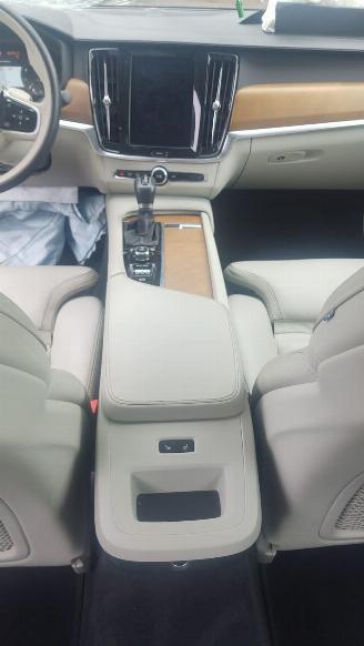 Volvo S-90 2.0 T4 Inscription picture 19