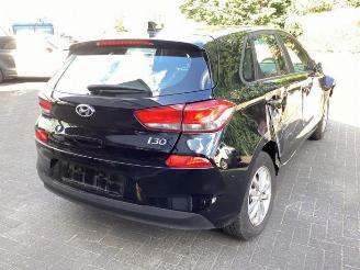 Hyundai I-30 i30 (PDEB5/PDEBB/PDEBD/PDEBE), Hatchback, 2016 1.0 T-GDI 12V picture 5