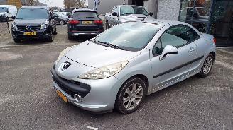 Uttjänta bilar auto Peugeot 208 16VTi 2008/11