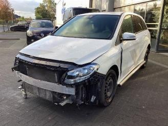 Uttjänta bilar auto Mercedes B-klasse  2019/2