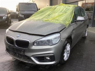 Vrakbiler auto BMW 2-serie 2 serie Active Tourer (F45), MPV, 2013 / 2021 218i 1.5 TwinPower Turbo 12V 2015/4