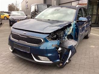 Salvage car Kia Niro Niro I (DE), SUV, 2016 / 2022 1.6 GDI Hybrid 2019/2