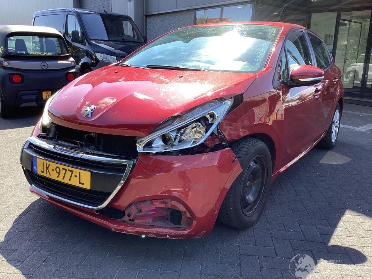 Peugeot 208 1.2 Pure Tech Blei Lion