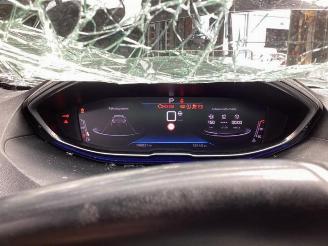 Peugeot 5008 5008 II (M4/MC/MJ/MR), MPV, 2016 / 2024 1.2 12V e-THP PureTech 130 picture 11