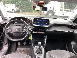 Peugeot 208 1.2 Pure Tech Active picture 9