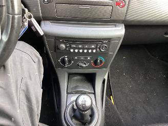 Citroën C4 1.6 VTi Anniversaire picture 12