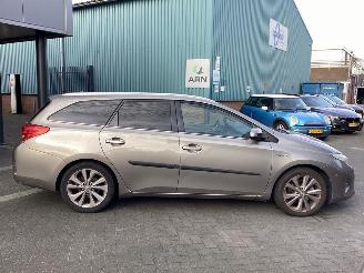 Toyota Auris 1.8 Touring Hybride picture 5