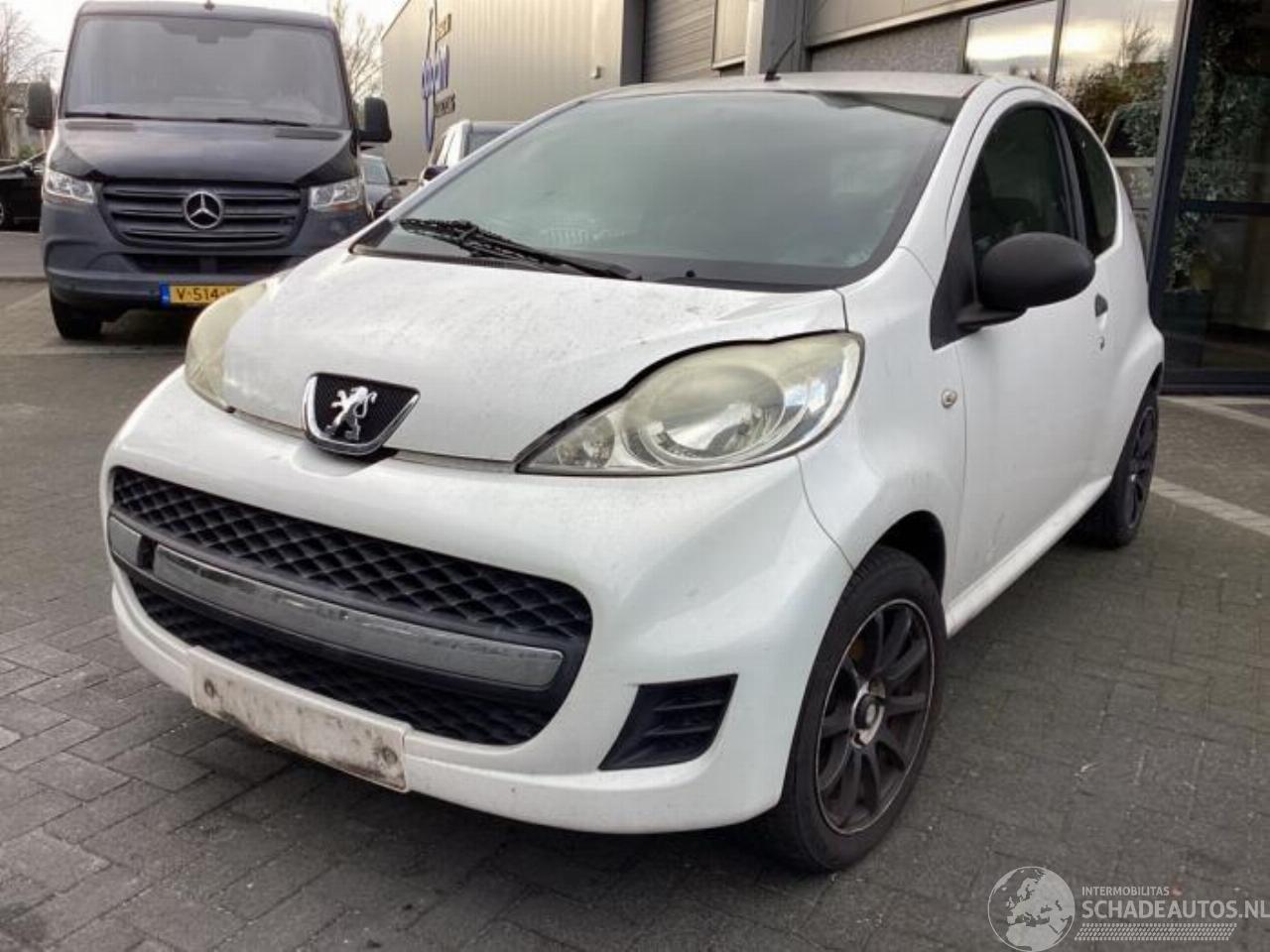 Peugeot 107 107, Hatchback, 2005 / 2014 1.0 12V