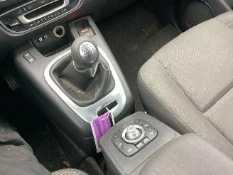 Renault Grand-scenic 1.4 TCe Parisienne search picture 12