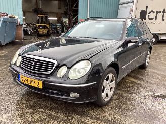 Schadeauto Mercedes E-klasse 240 Avantgarde 2003/11