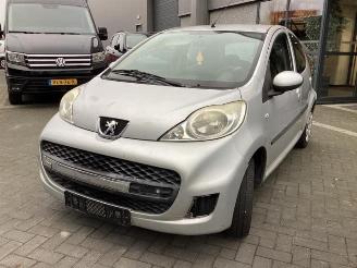 Vrakbiler auto Peugeot 107 107, Hatchback, 2005 / 2014 1.0 12V 2009/3