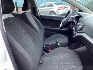 Kia Picanto Picanto (TA), Hatchback, 2011 / 2017 1.0 12V picture 10