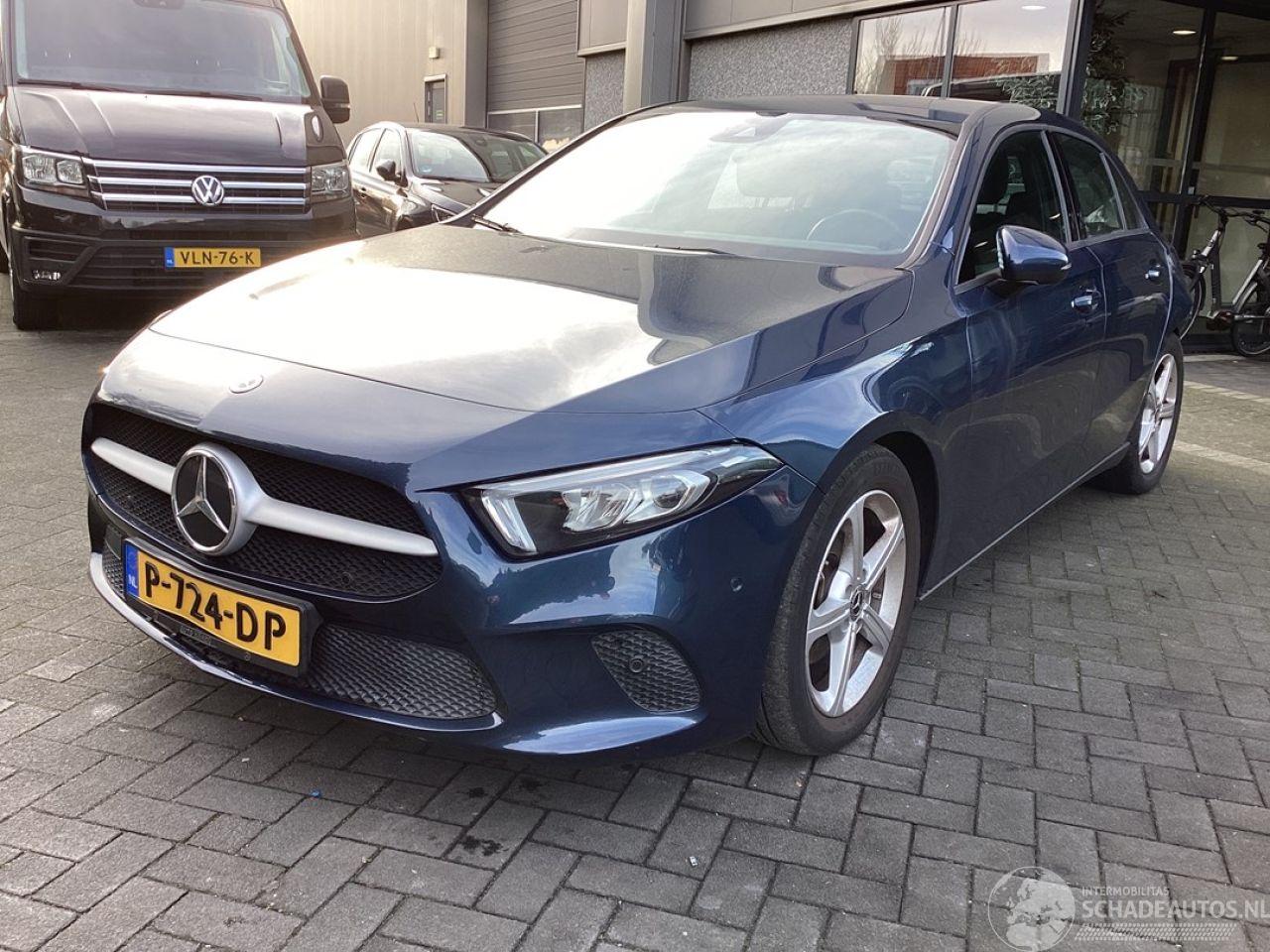 Mercedes A-klasse 180 Premium Plus