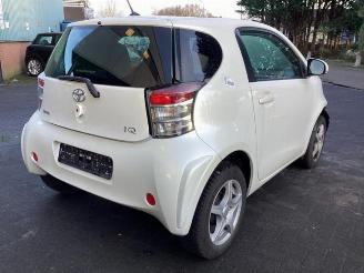 Toyota iQ iQ, Hatchback 3-drs, 2009 / 2015 1.0 12V VVT-i picture 5