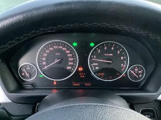 BMW 3-serie 320i High Executive picture 11