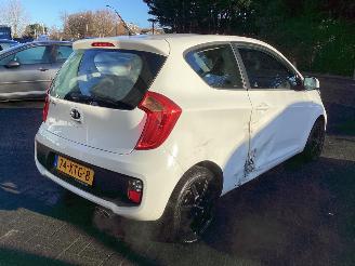 Kia Picanto  picture 7