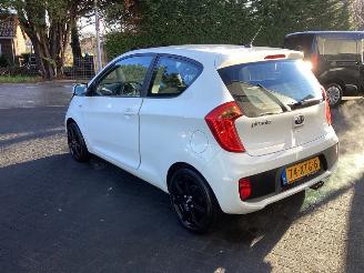 Kia Picanto  picture 5