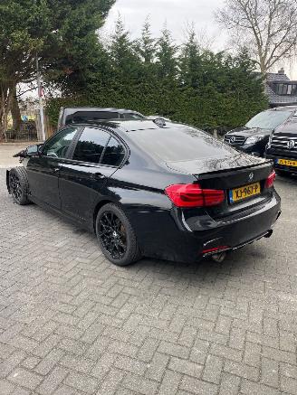 BMW 3-serie 320 I High Executive picture 3