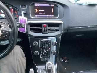 Volvo V-40 1.6 D2 picture 13