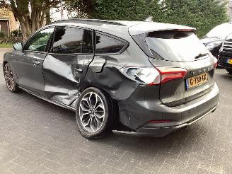 Ford Focus 1.0 Ecoboost ST Line Business picture 7