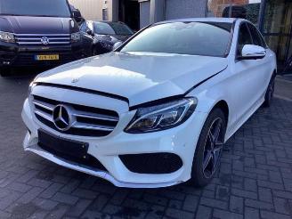 Coche siniestrado Mercedes C-klasse C (W205), Sedan, 2013 / 2021 C-200 2.0 CGI 16V 2018/2