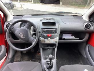 Toyota Aygo Aygo (B10), Hatchback, 2005 / 2014 1.0 12V VVT-i picture 9