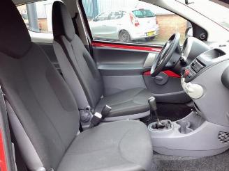 Toyota Aygo Aygo (B10), Hatchback, 2005 / 2014 1.0 12V VVT-i picture 10