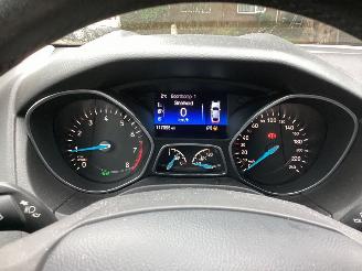 Ford Focus 1.0 Lease Edition picture 9